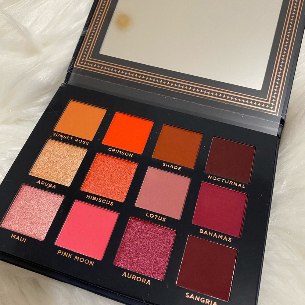 Ace Beautē Scarlet Dusk Palette